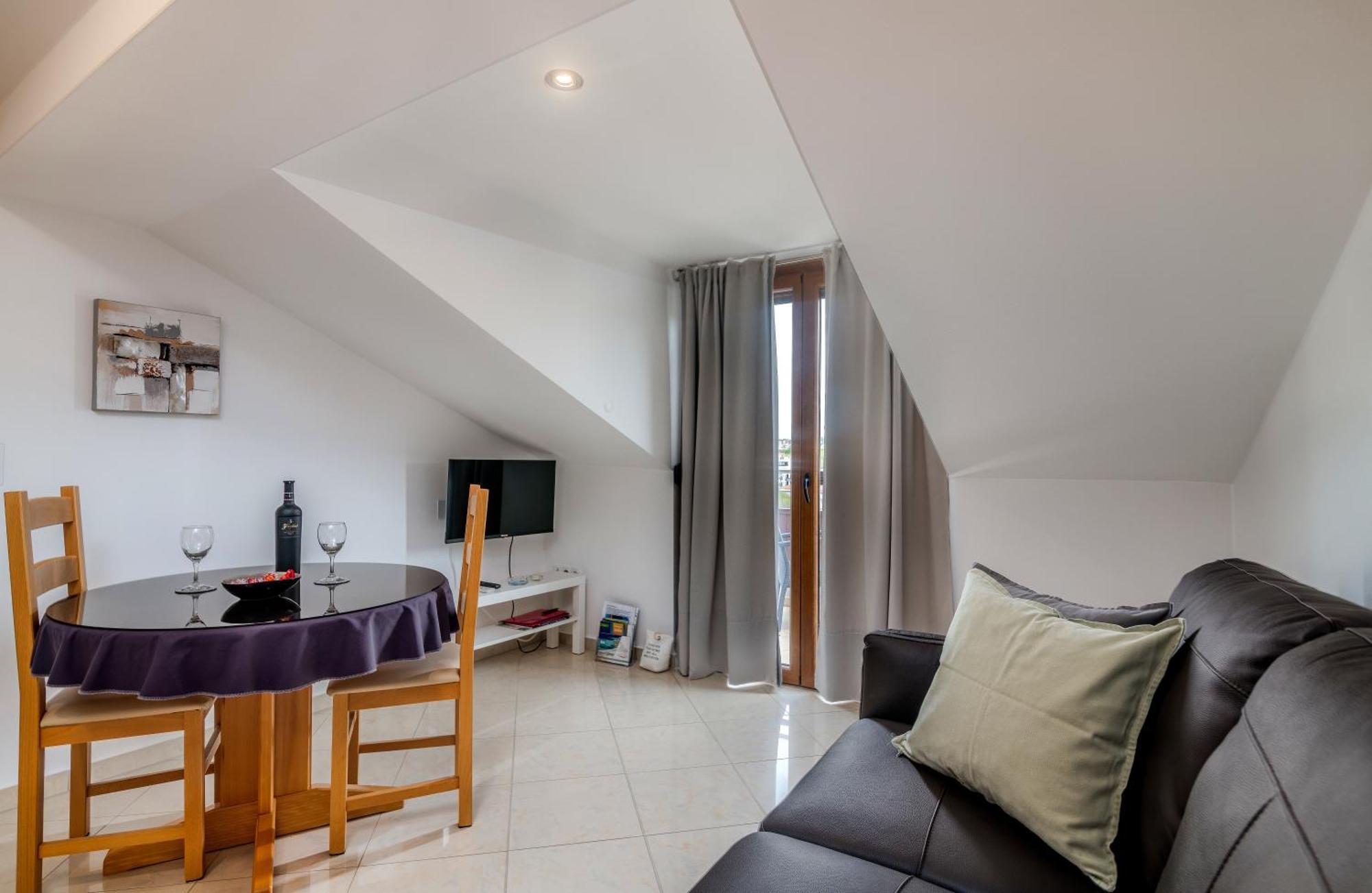 Apartments Kvarner マリンスカ エクステリア 写真