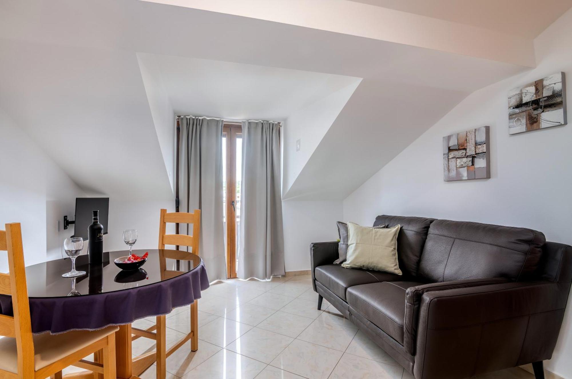 Apartments Kvarner マリンスカ エクステリア 写真