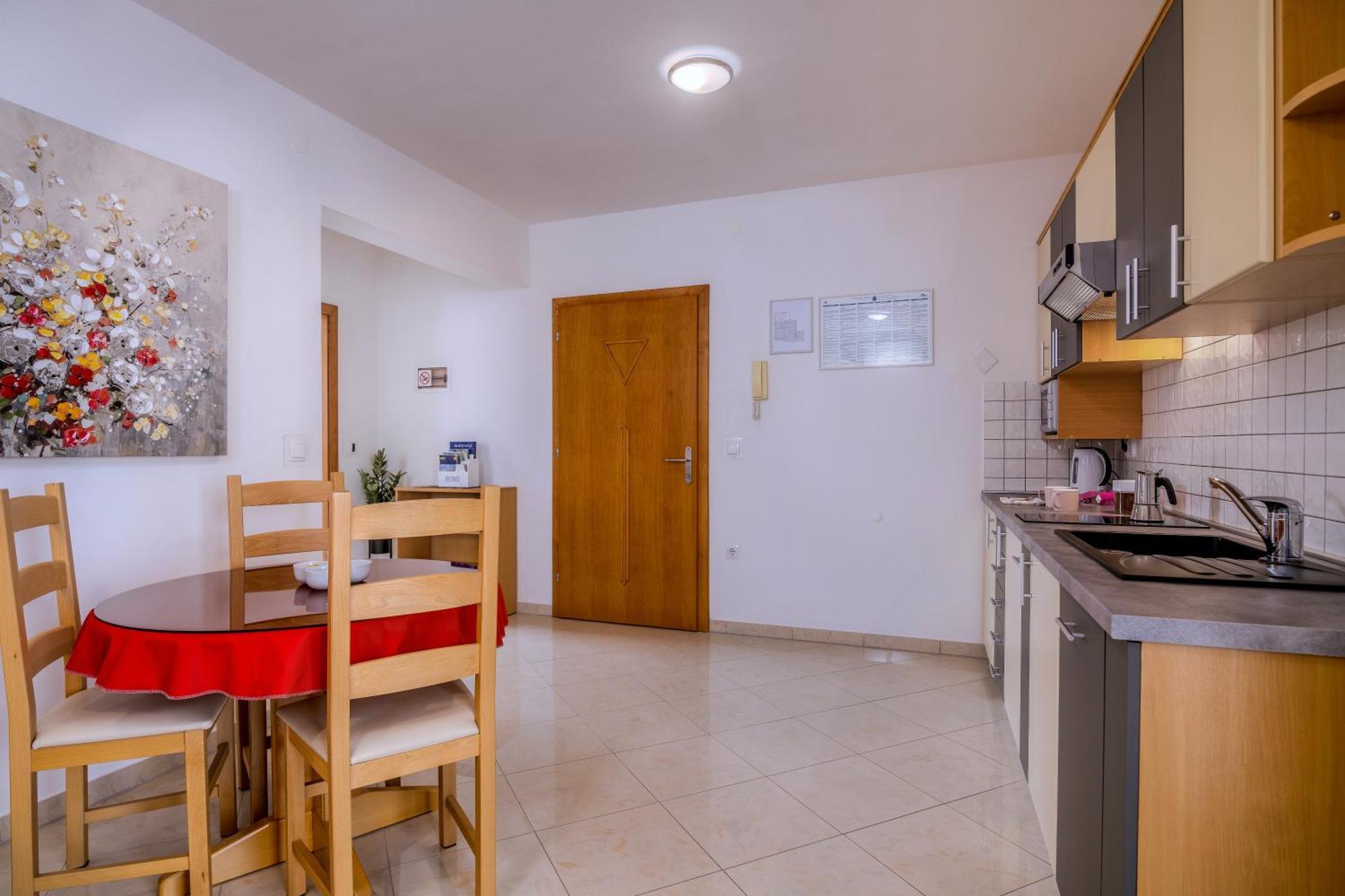 Apartments Kvarner マリンスカ エクステリア 写真